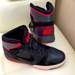Nike Mach Force Men’s Size 11 High Tops